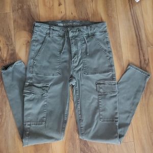 American Eagle Hi-Rise Jegging